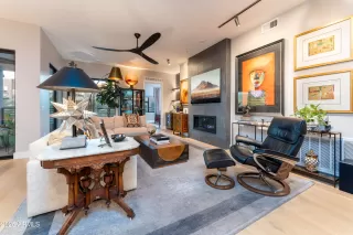 Photo #6: 6954690 Listing 