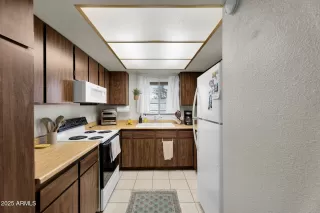 Photo #3: 6954751 Listing 