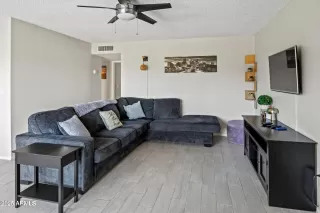 Photo #2: 6954891 Listing 