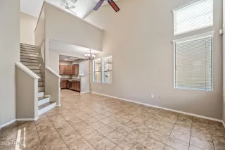 Photo #4: 6954965 Listing