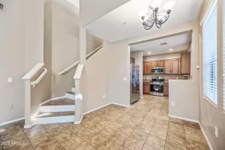 Photo #6: 6954965 Listing