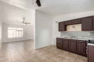 Photo #4: 6955060 Listing 