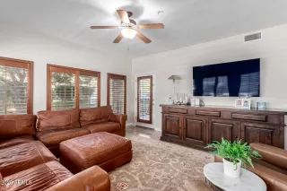 Photo #3: 6955099 Listing 