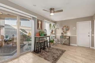 Photo #4: 6955402 Listing