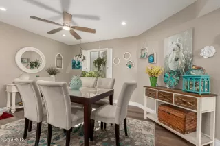 Photo #5: 6955402 Listing