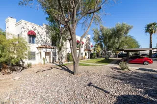 Photo #5: 6955405 Listing 