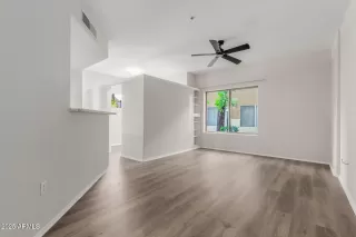 Photo #5: 6955527 Listing