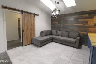 Photo #4: 6955672 Listing 