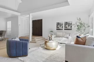 Photo #3: 6955704 Listing