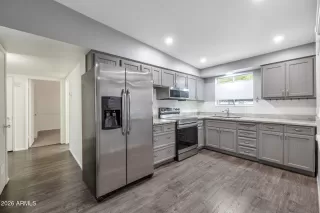 Photo #2: 6955805 Listing 