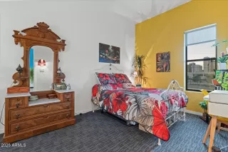 Photo #6: 6955901 Listing