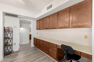 Photo #5: 6955925 Listing 