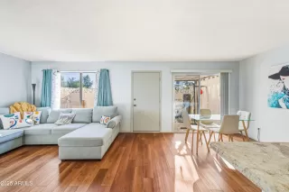 Photo #2: 6955961 Listing 