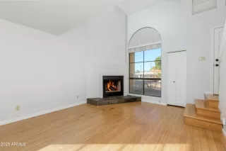 Photo #6: 6955973 Listing 