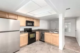 Photo #3: 6956031 Listing