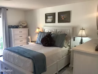 Photo #5: 6956039 Listing