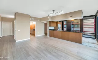 Photo #1: 6956040 Listing 