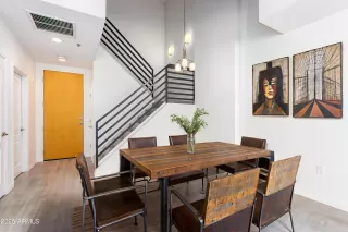 Photo #6: 6956077 Listing