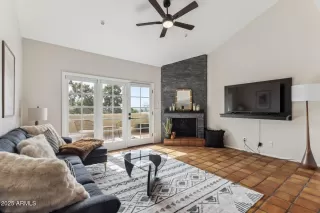 Photo #4: 6956101 Listing 