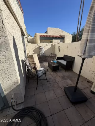 Photo #2: 6956119 Listing 