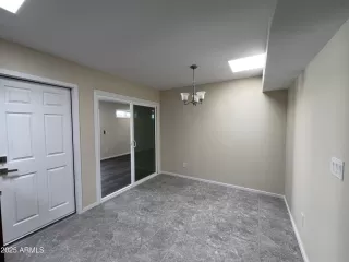 Photo #5: 6956219 Listing