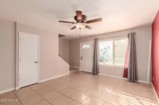 Photo #4: 6956281 Listing