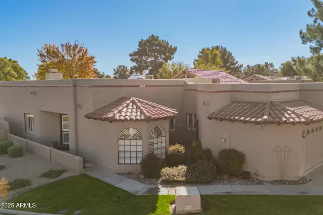 MLS: 6956482 Condo For Sale