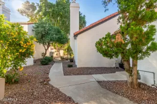 Photo #2: 6956546 Listing