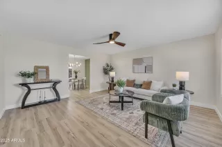 Photo #3: 6956598 Listing 