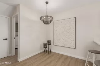 Photo #4: 6956599 Listing