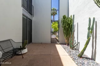 Photo #3: 6956678 Listing 