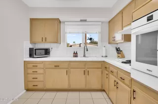 Photo #2: 6956837 Listing 