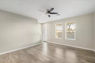 Photo #6: 6956855 Listing 