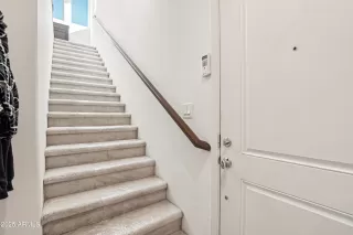 Photo #2: 6956979 Listing