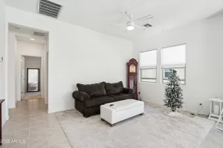 Photo #3: 6956979 Listing