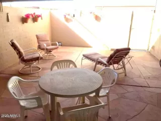 Photo #3: 6957133 Listing 