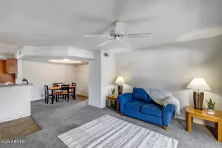 Photo #2: 6957161 Listing