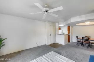 Photo #3: 6957161 Listing