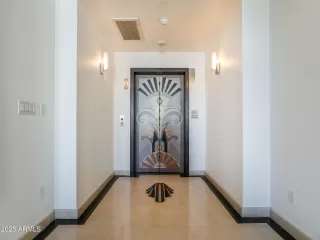 Photo #2: 6957194 Listing