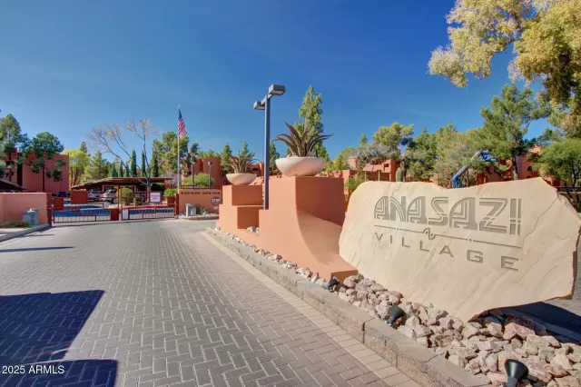 MLS: 6957254 Condo For Sale