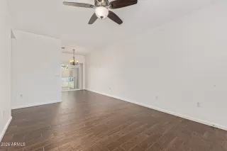 Photo #5: 6957307 Listing