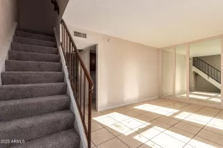 Photo #3: 6957401 Listing