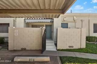 Photo #3: 6957406 Listing