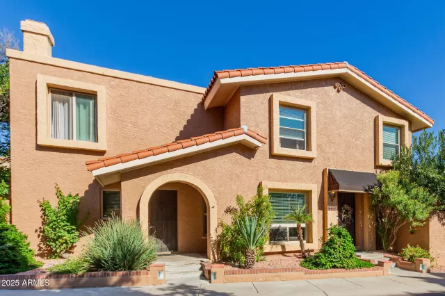 MLS: 6957445 Condo For Sale