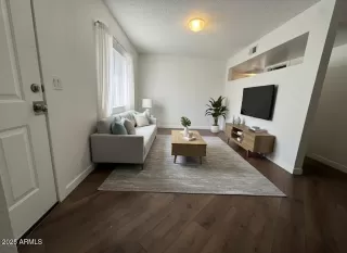 Photo #4: 6957448 Listing