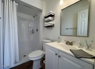 Photo #5: 6957448 Listing