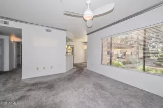 Photo #6: 6957475 Listing