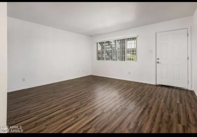 MLS: 6957531 Condo For Sale