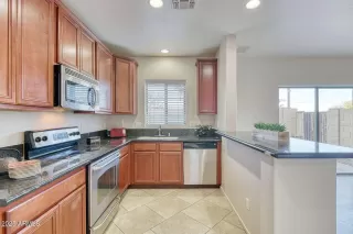 Photo #2: 6957738 Listing