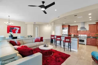 Photo #1: 6957747 Listing